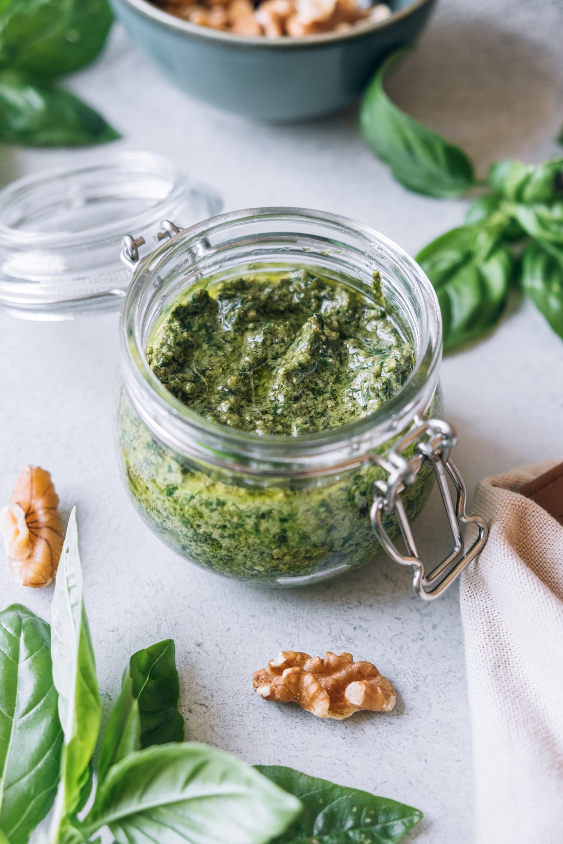 Walnut Pesto Sauce, Frozen